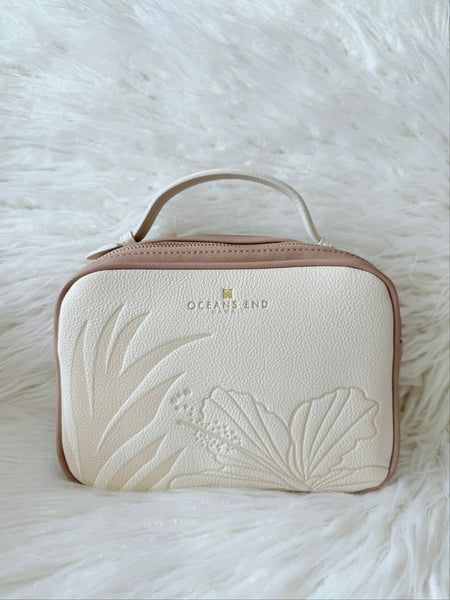 Chanelle Creme Handbag - A versatile vegan crossbody bag – Oceans